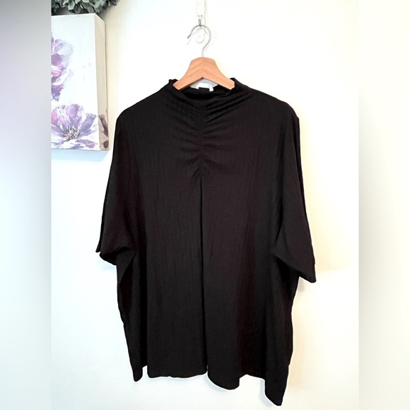 Penningtons Tops - Pennington Casual ruched neck Shirt- 3XL PTP 26inch